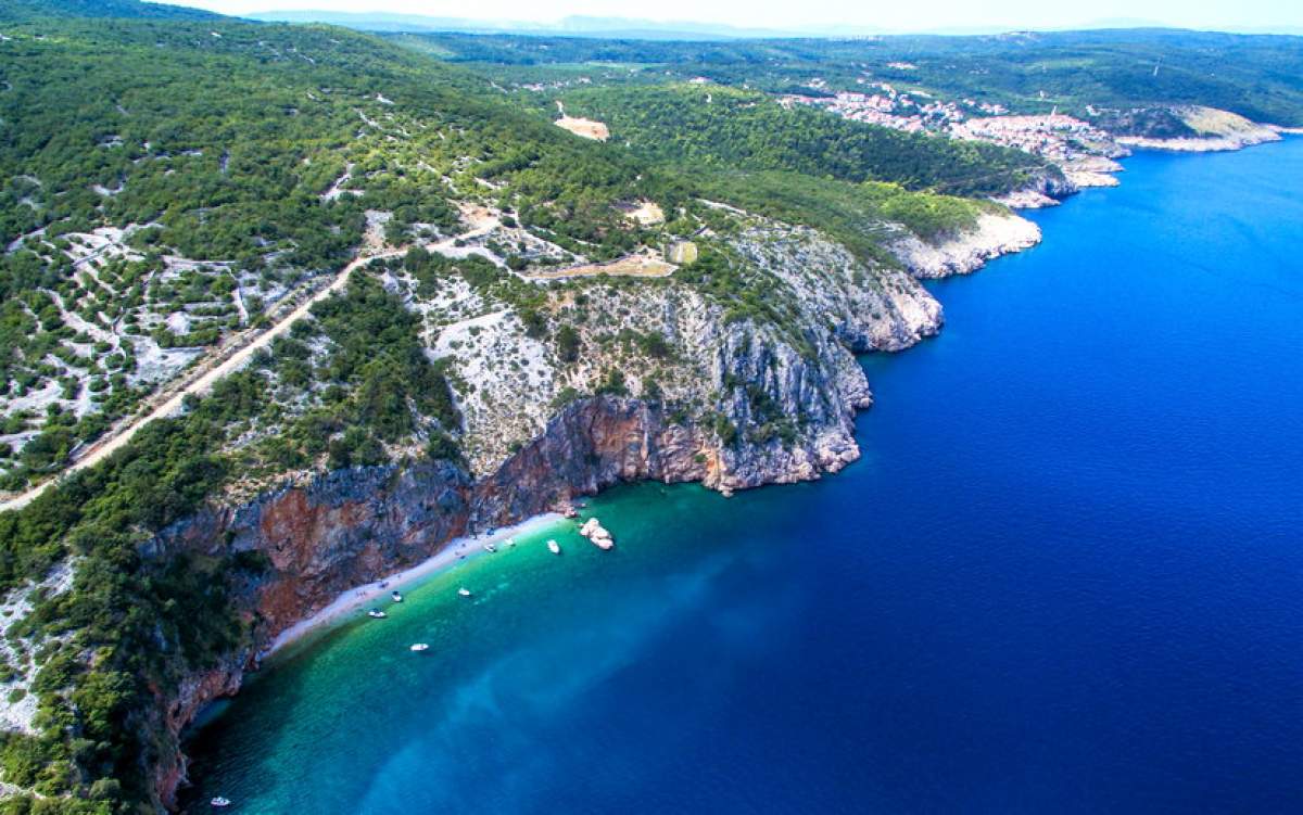 Discovering the secluded beaches of the island of Krk